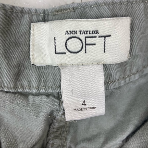 Ann Taylor Loft Cargo Shorts Size 4 Olive Green Cotton Baggy High Rise - Picture 12 of 13